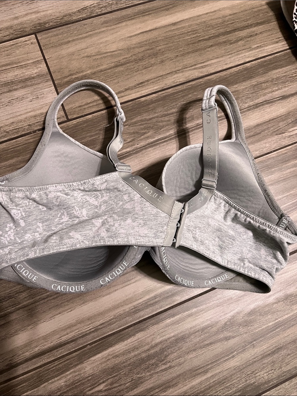 Cacique Floral & Neutral Patterned T-Shirt Bra - White/Gray/Cream bundle 40DD - Picture 6 of 11